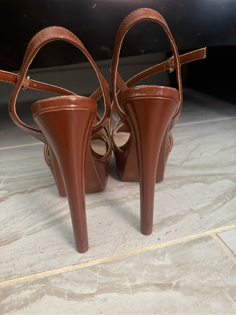 Chinese Laundry Brown Platform Heels - Picture 4 of 6